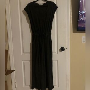 2/$15 Time and Tru Distressed Charcoal Scoop Neck T-shirt Dress w/Pockets!